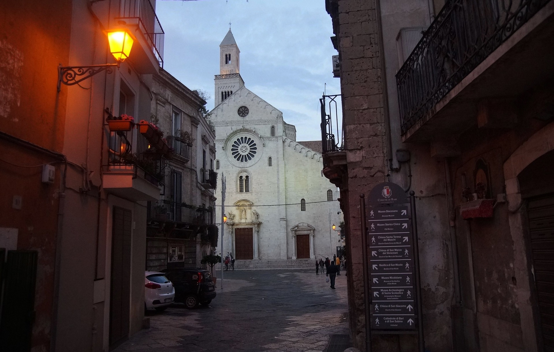 Bari, una delle città in cui operiamo come investigatori privati